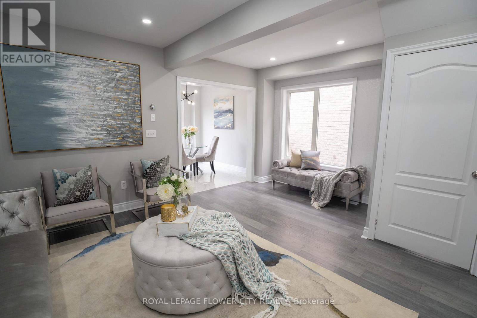 40 Dewridge Court, Brampton, Ontario  L6R 3C2 - Photo 5 - W12644066