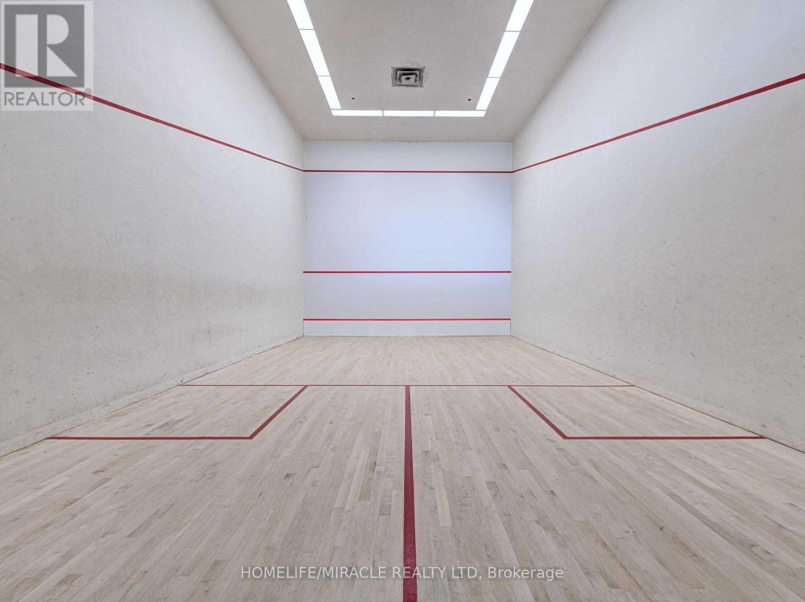 Ph-108 - 335 Webb Drive, Mississauga, Ontario  L5B 4A1 - Photo 4 - W12644076