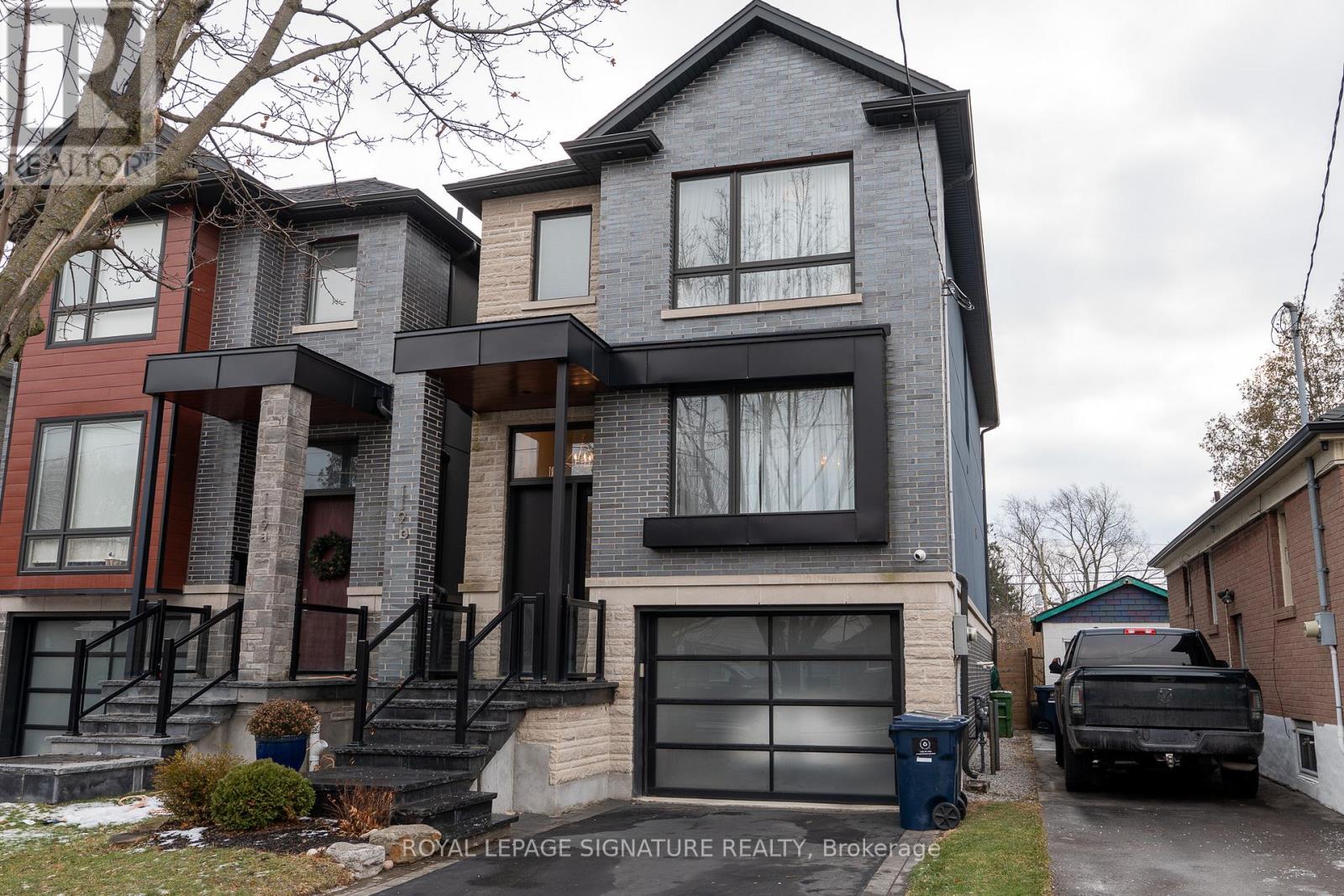 119B HILLSIDE AVENUE, Toronto, Ontario
