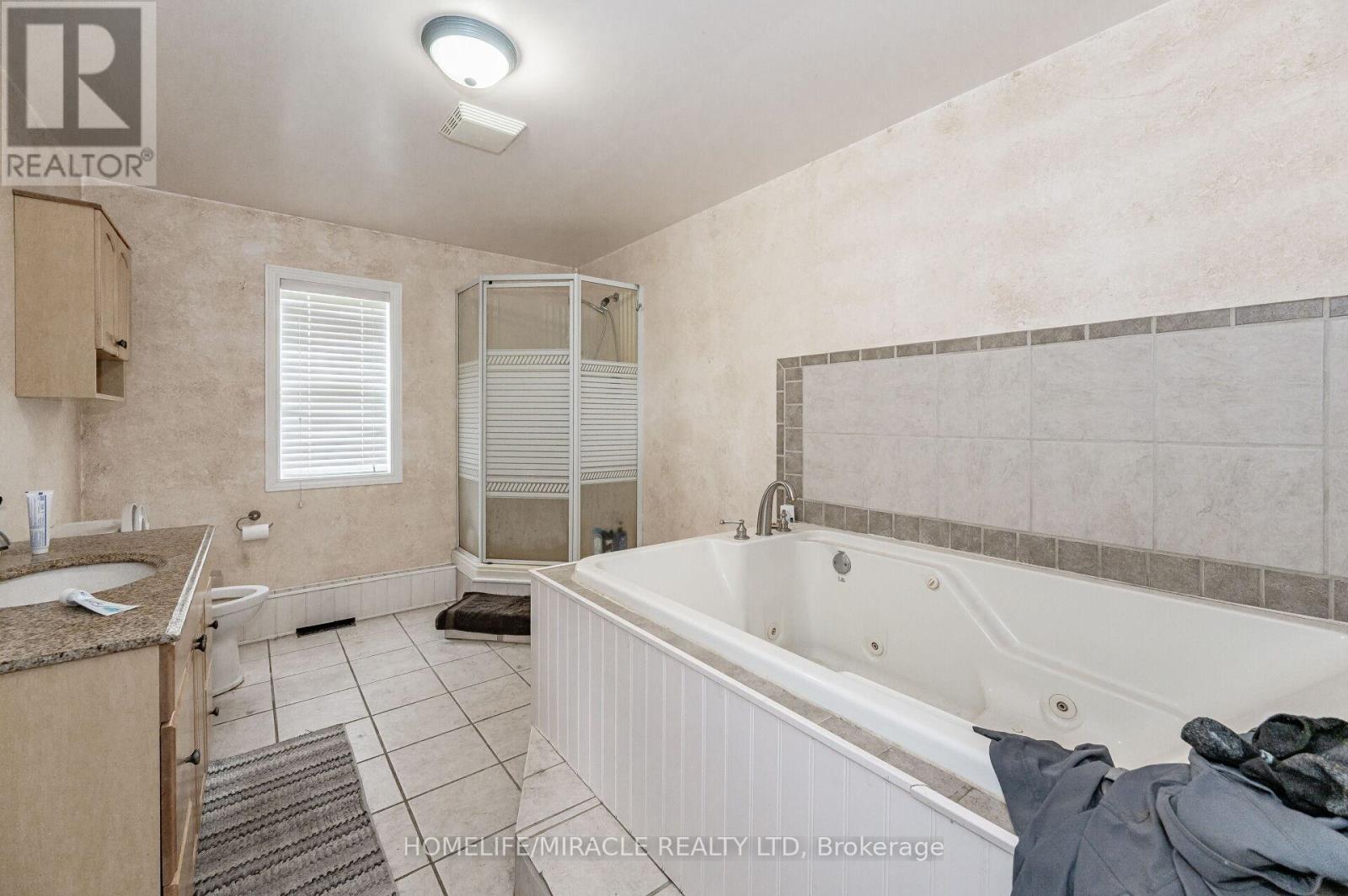 1388 Highway 6 N, Hamilton, Ontario  L8N 2Z7 - Photo 9 - X12644100