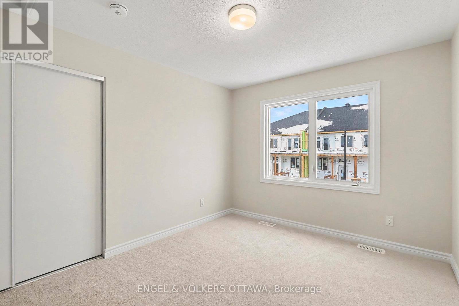 414 Broadcast Avenue, Ottawa, Ontario  K4A 5T5 - Photo 7 - X12644134