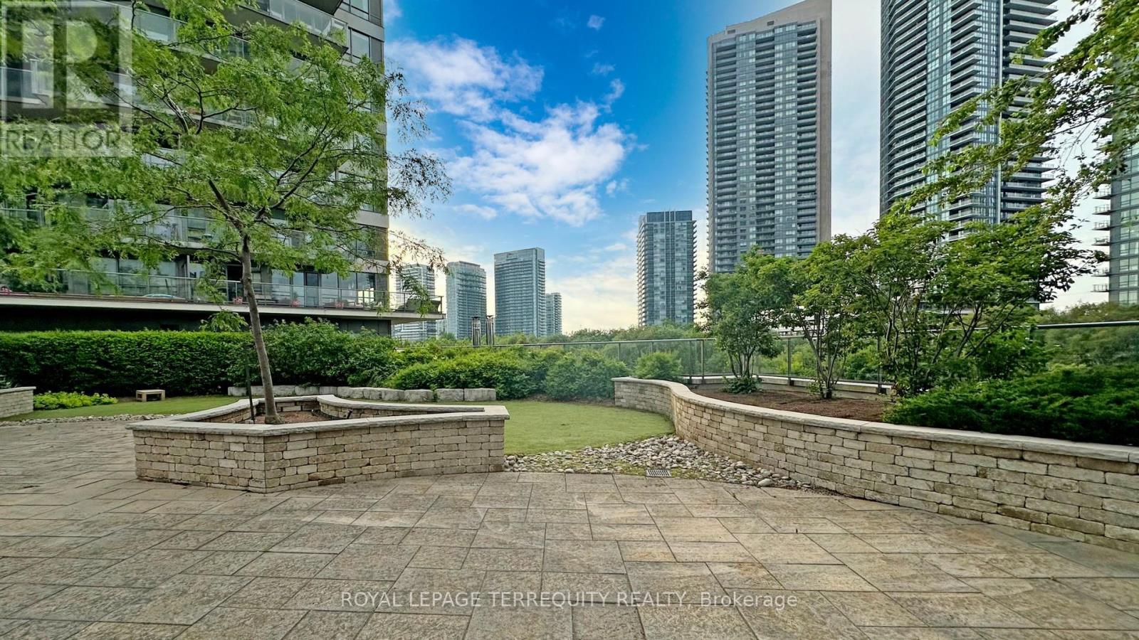 401 - 2240 Lake Shore Boulevard W, Toronto, Ontario  M8V 0B1 - Photo 43 - W12481196