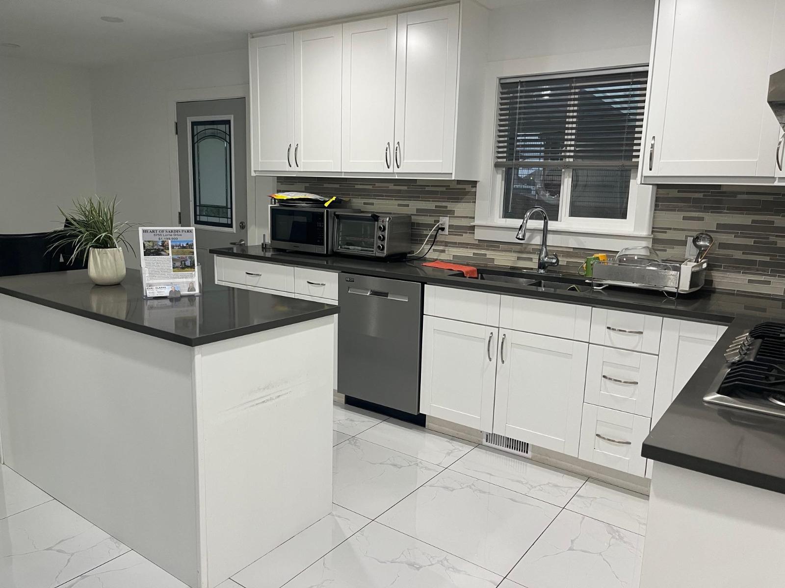 6755 Lorne Drive, Sardis South, Chilliwack, British Columbia  V2R 2G3 - Photo 5 - R3050572