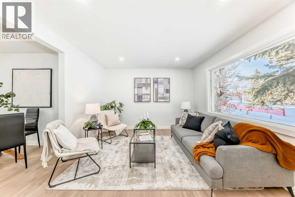 902 35 Street Se, Calgary, Alberta  T2A 1A5 - Photo 3 - A2274997