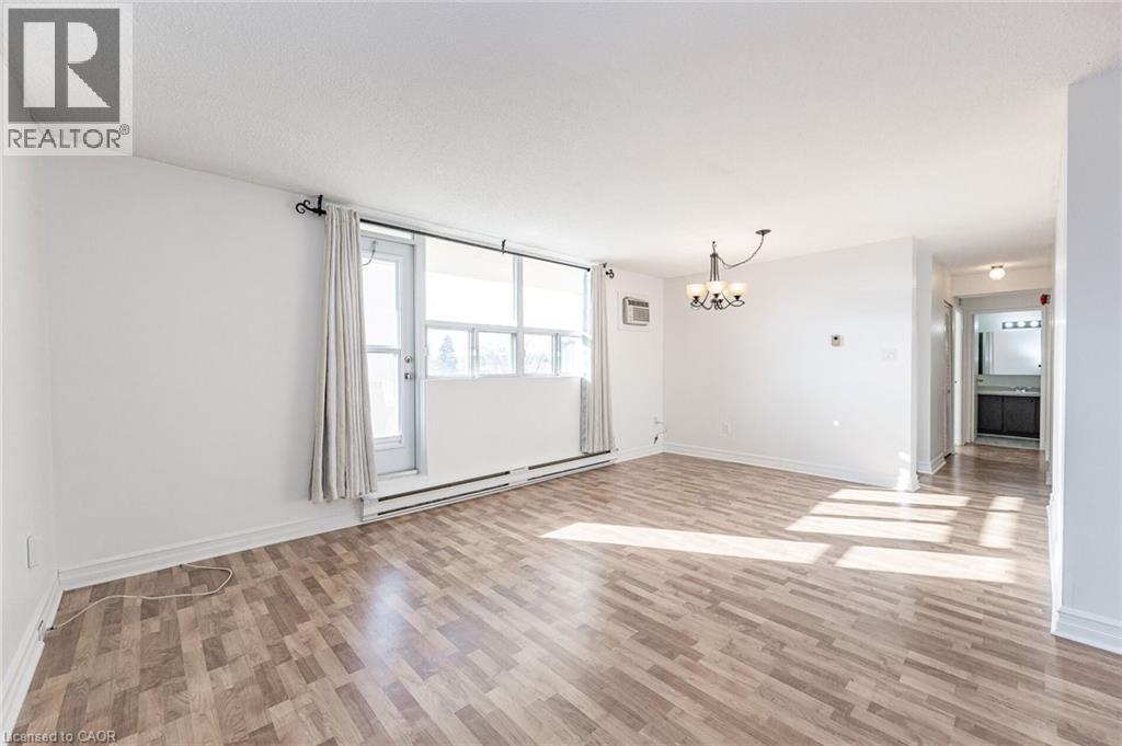 700 Dynes Road Unit# 416, Burlington, Ontario  L7N 3M2 - Photo 6 - 40794122