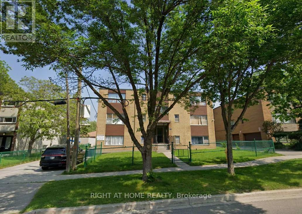 80 BARTLEY DRIVE, Toronto, Ontario