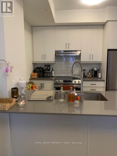 66 - 31 Honeycrisp Crescent, Vaughan, Ontario  L4K 0N6 - Photo 14 - N12644112