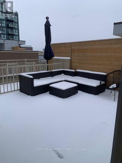 66 - 31 Honeycrisp Crescent, Vaughan, Ontario  L4K 0N6 - Photo 3 - N12644112