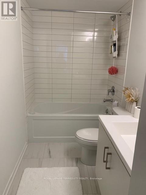 66 - 31 Honeycrisp Crescent, Vaughan, Ontario  L4K 0N6 - Photo 7 - N12644112