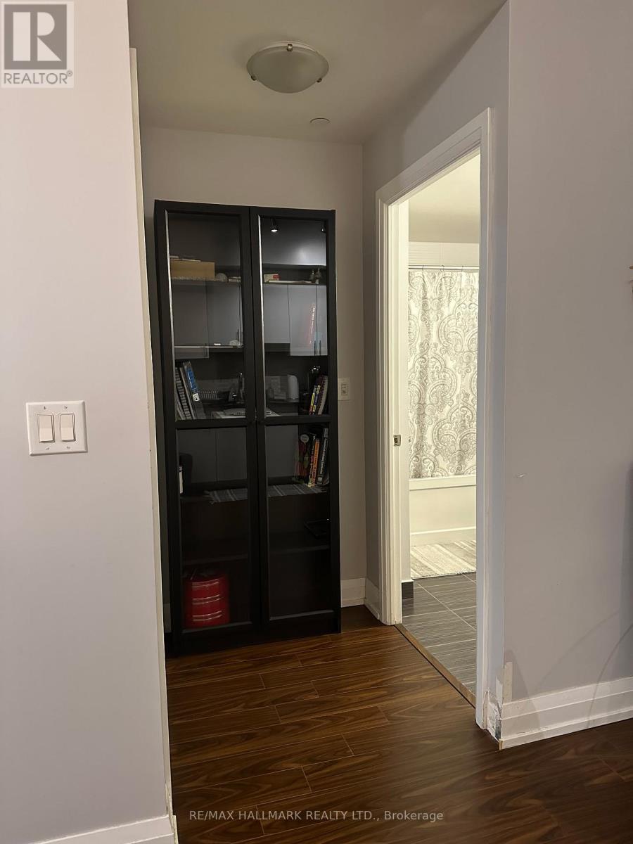 1705 - 7171 Yonge Street, Markham, Ontario  L3T 0C5 - Photo 6 - N12644136