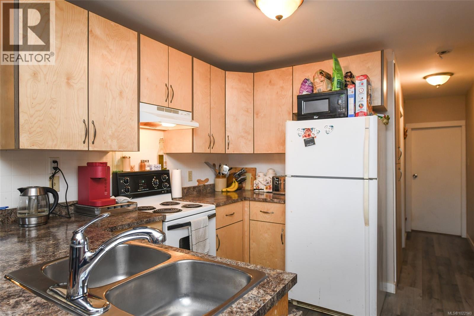 2795 Macaulay Rd, Black Creek, British Columbia  V9J 1B9 - Photo 14 - 1022140