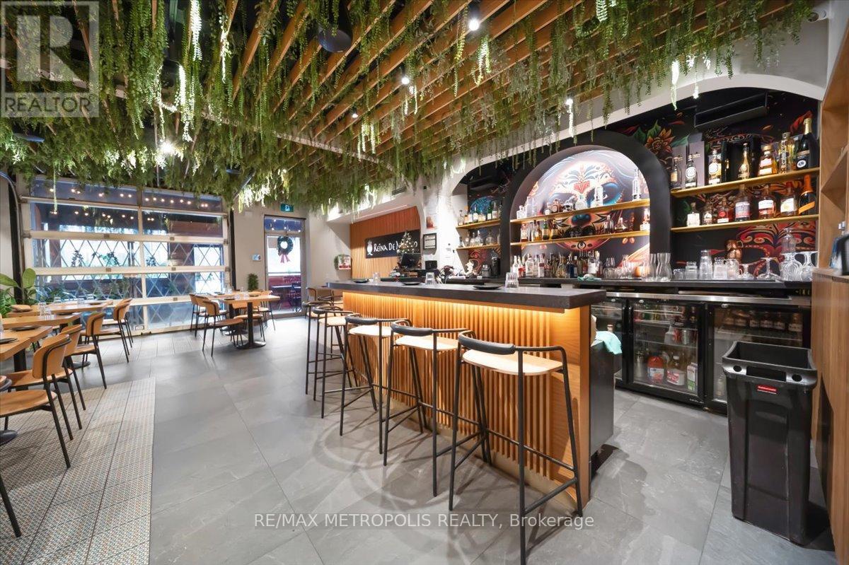 1226 King Street W, Toronto, Ontario  M6K 1G4 - Photo 3 - W12644132