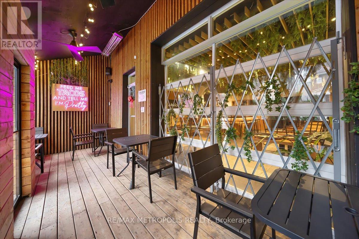 1226 King Street W, Toronto, Ontario  M6K 1G4 - Photo 8 - W12644132