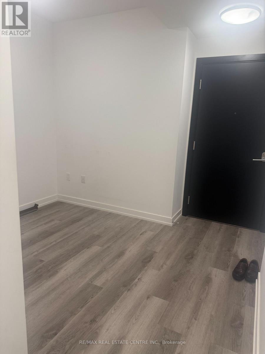 2710 - 15 Wellington Street S, Kitchener, Ontario  N2G 0E4 - Photo 17 - X12644128