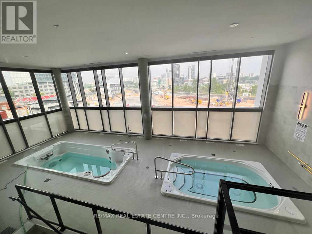 2710 - 15 Wellington Street S, Kitchener, Ontario  N2G 0E4 - Photo 23 - X12644128