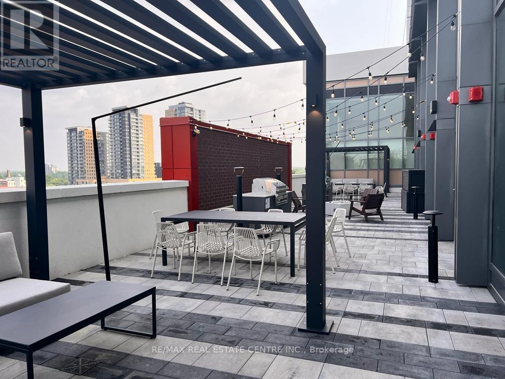 2710 - 15 Wellington Street S, Kitchener, Ontario  N2G 0E4 - Photo 24 - X12644128