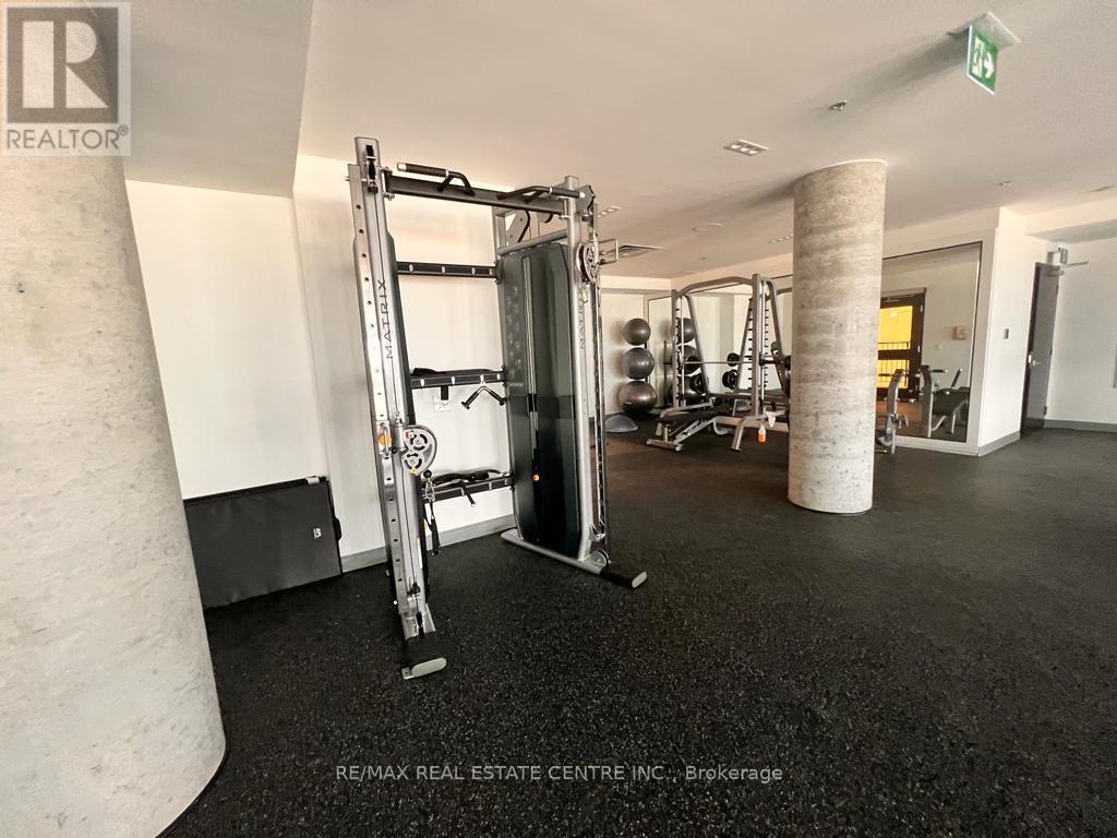 2710 - 15 Wellington Street S, Kitchener, Ontario  N2G 0E4 - Photo 31 - X12644128