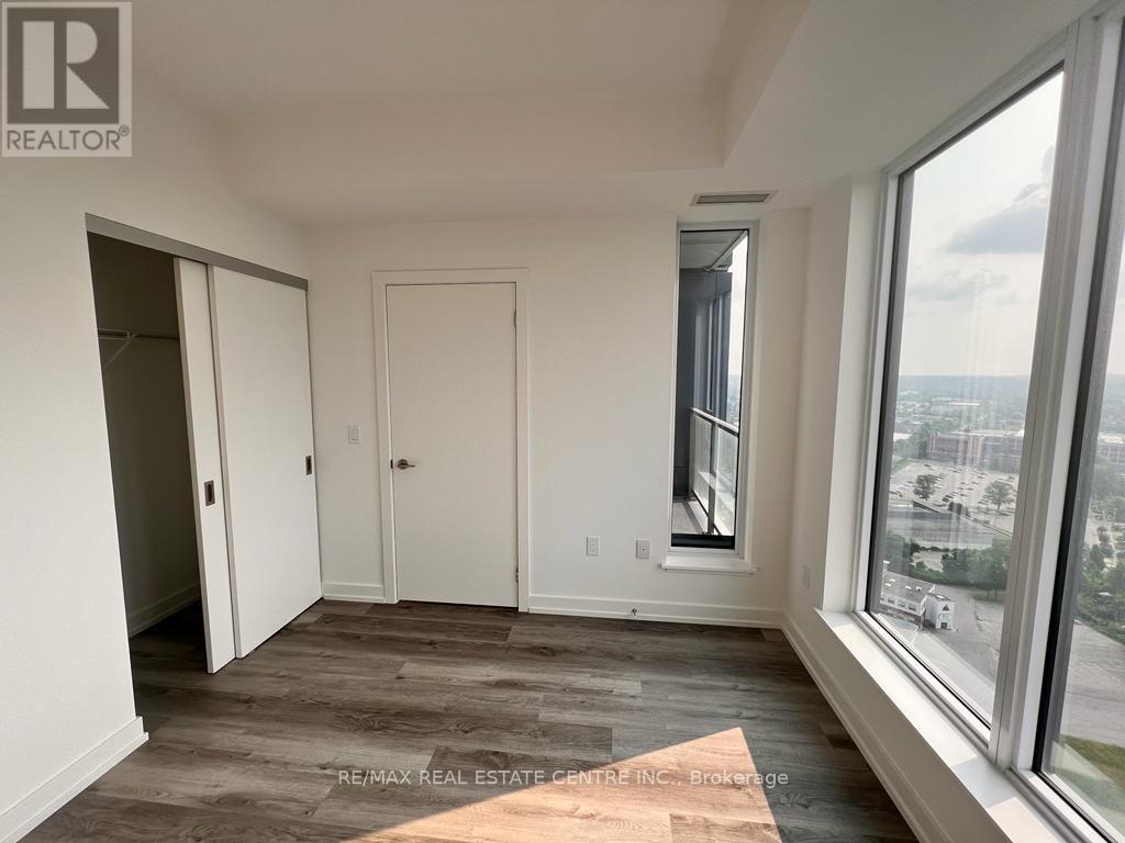 2710 - 15 Wellington Street S, Kitchener, Ontario  N2G 0E4 - Photo 5 - X12644128