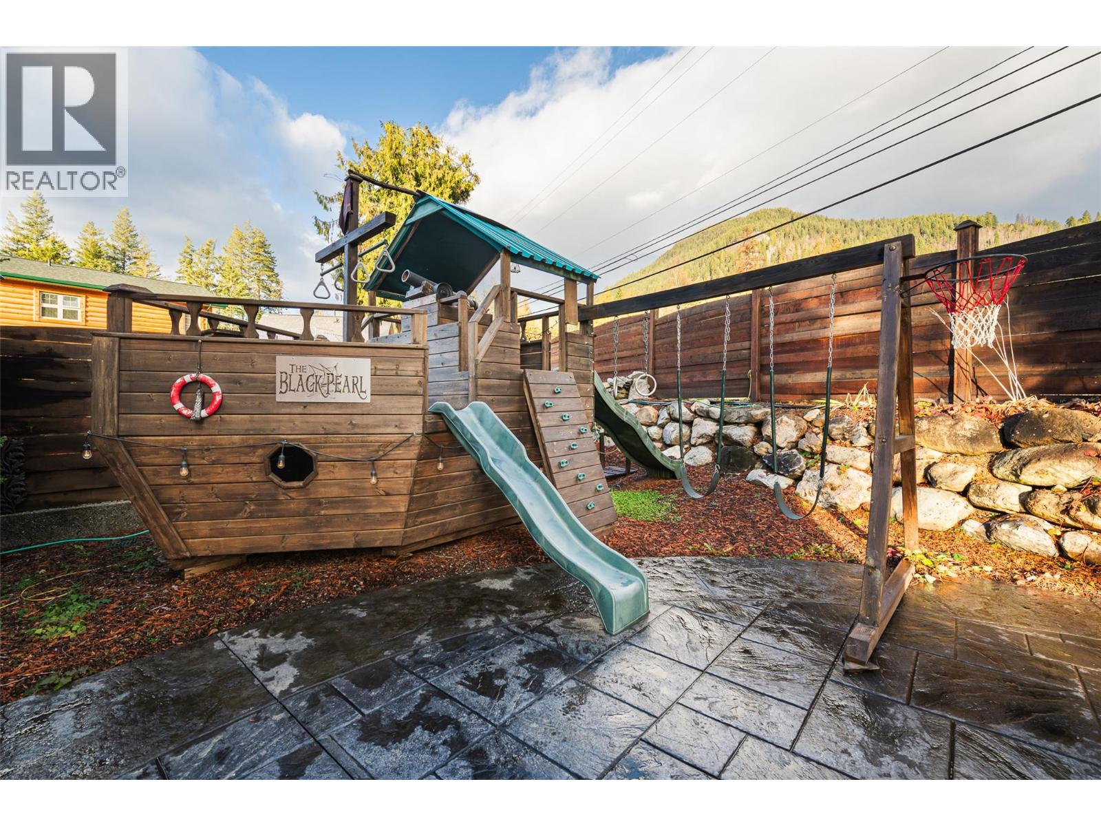 13516 Lakeshore Drive, Boswell, British Columbia  V0B 1A0 - Photo 44 - 10370728