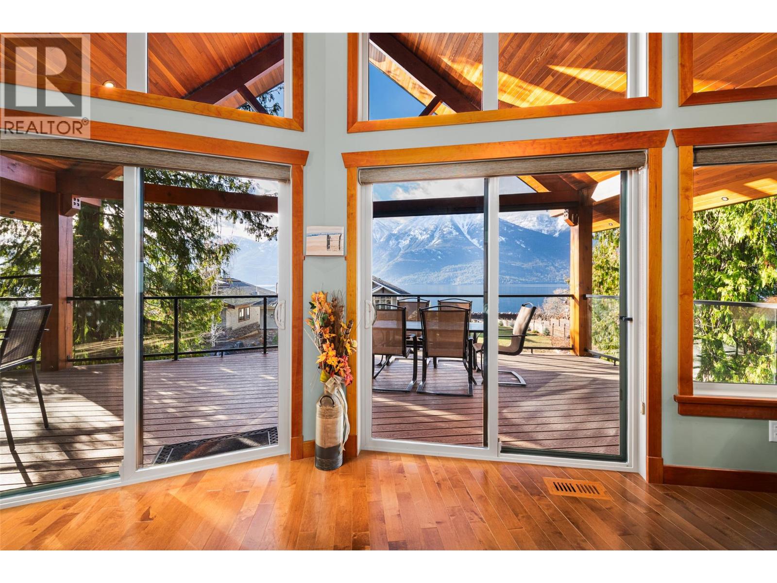 13516 Lakeshore Drive, Boswell, British Columbia  V0B 1A0 - Photo 6 - 10370728