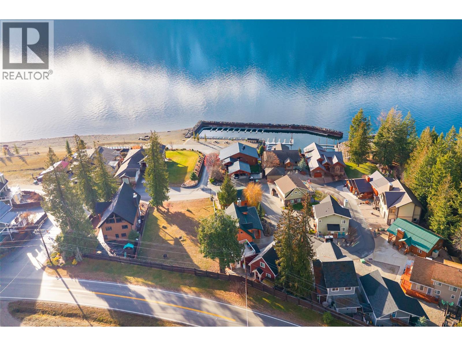 13516 Lakeshore Drive, Boswell, British Columbia  V0B 1A0 - Photo 63 - 10370728