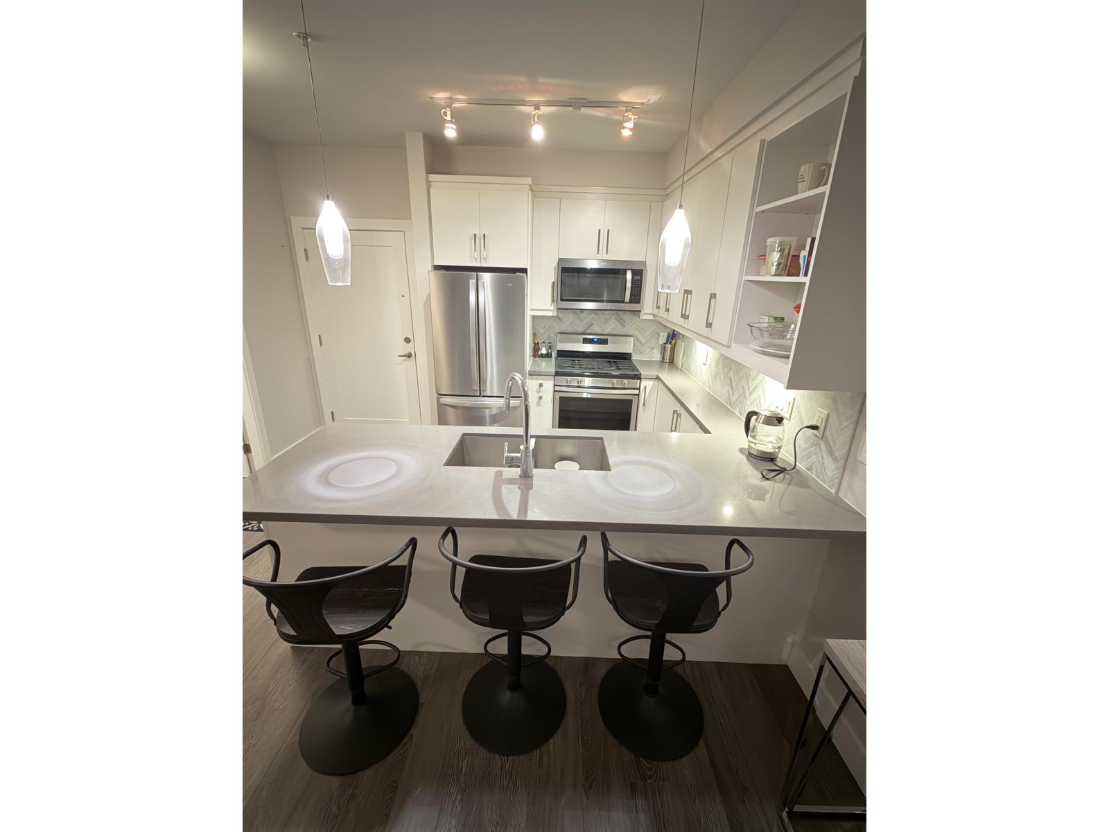 102 14550 Winter Crescent, Surrey, British Columbia  V4P 0G4 - Photo 6 - R3074218