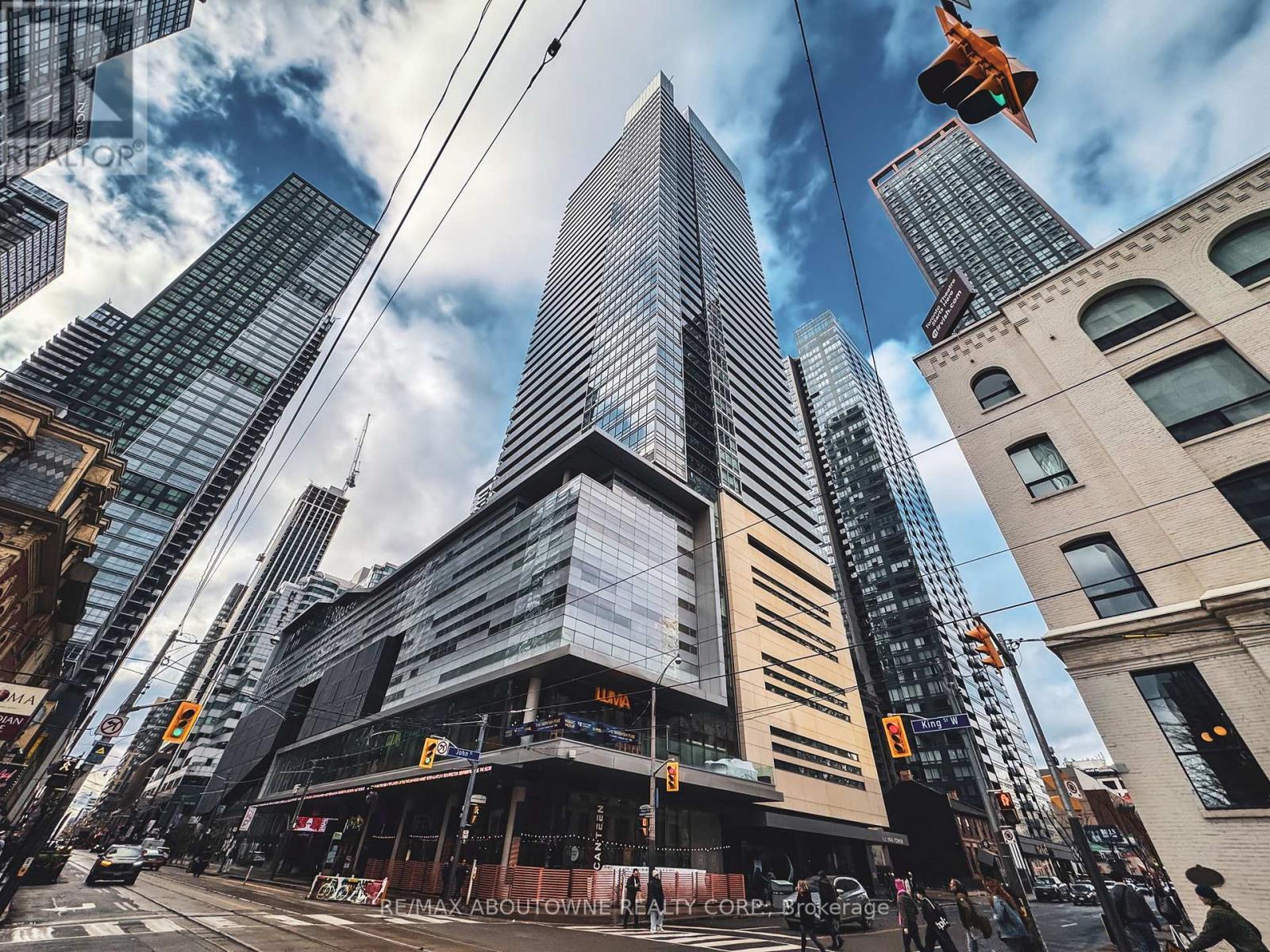 2912 - 80 JOHN STREET, Toronto, Ontario