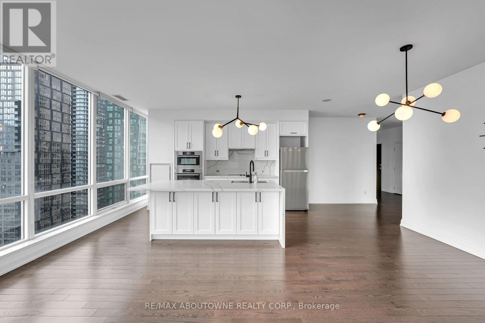 2912 - 80 John Street, Toronto, Ontario  M5V 3X4 - Photo 15 - C12644150