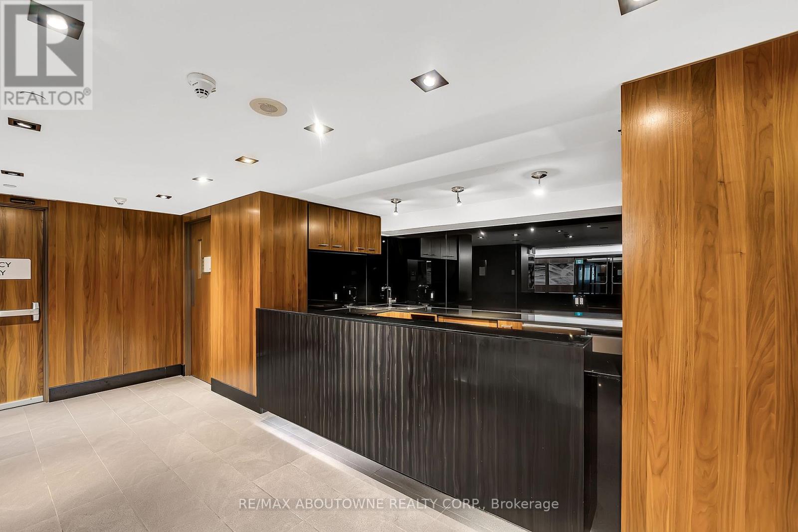 2912 - 80 John Street, Toronto, Ontario  M5V 3X4 - Photo 7 - C12644150