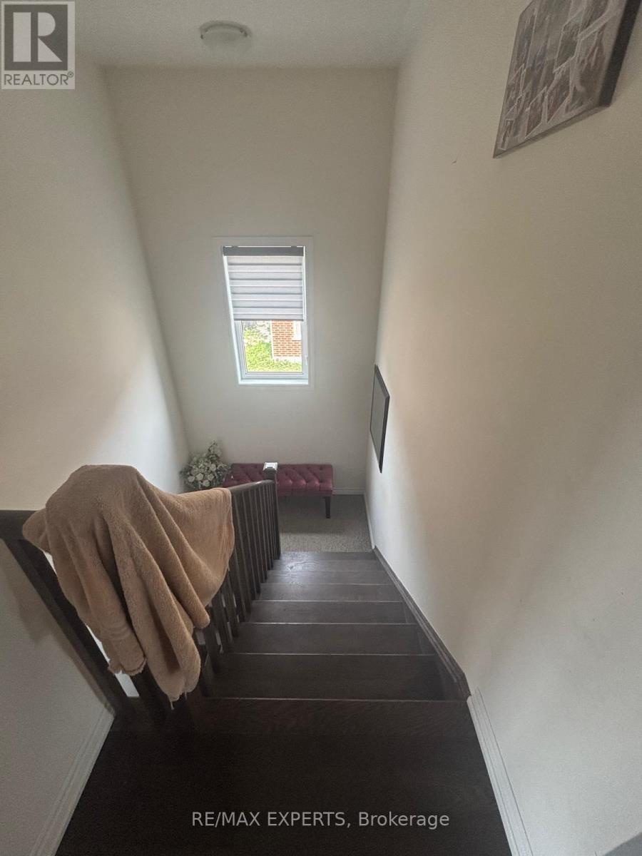 2300 Grainger Loop, Innisfil, Ontario  L9S 0M9 - Photo 20 - N12644170