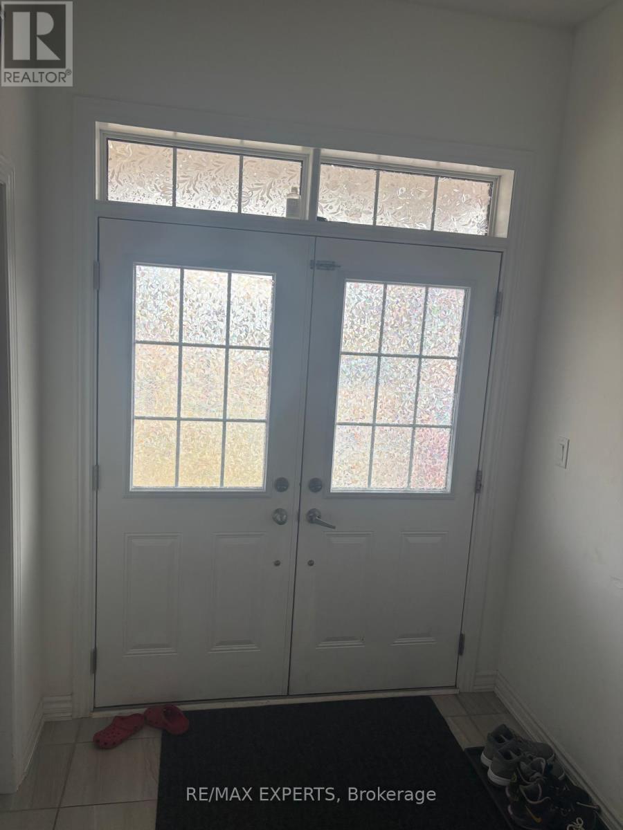 2300 Grainger Loop, Innisfil, Ontario  L9S 0M9 - Photo 22 - N12644170