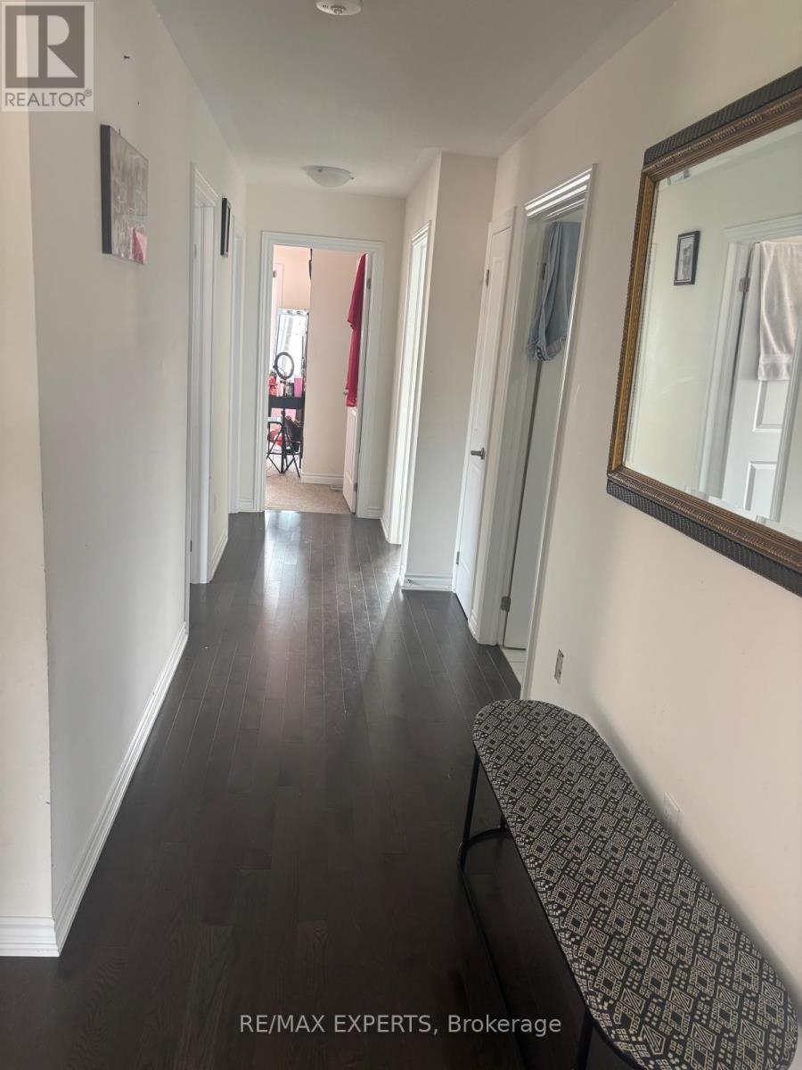 2300 Grainger Loop, Innisfil, Ontario  L9S 0M9 - Photo 3 - N12644170