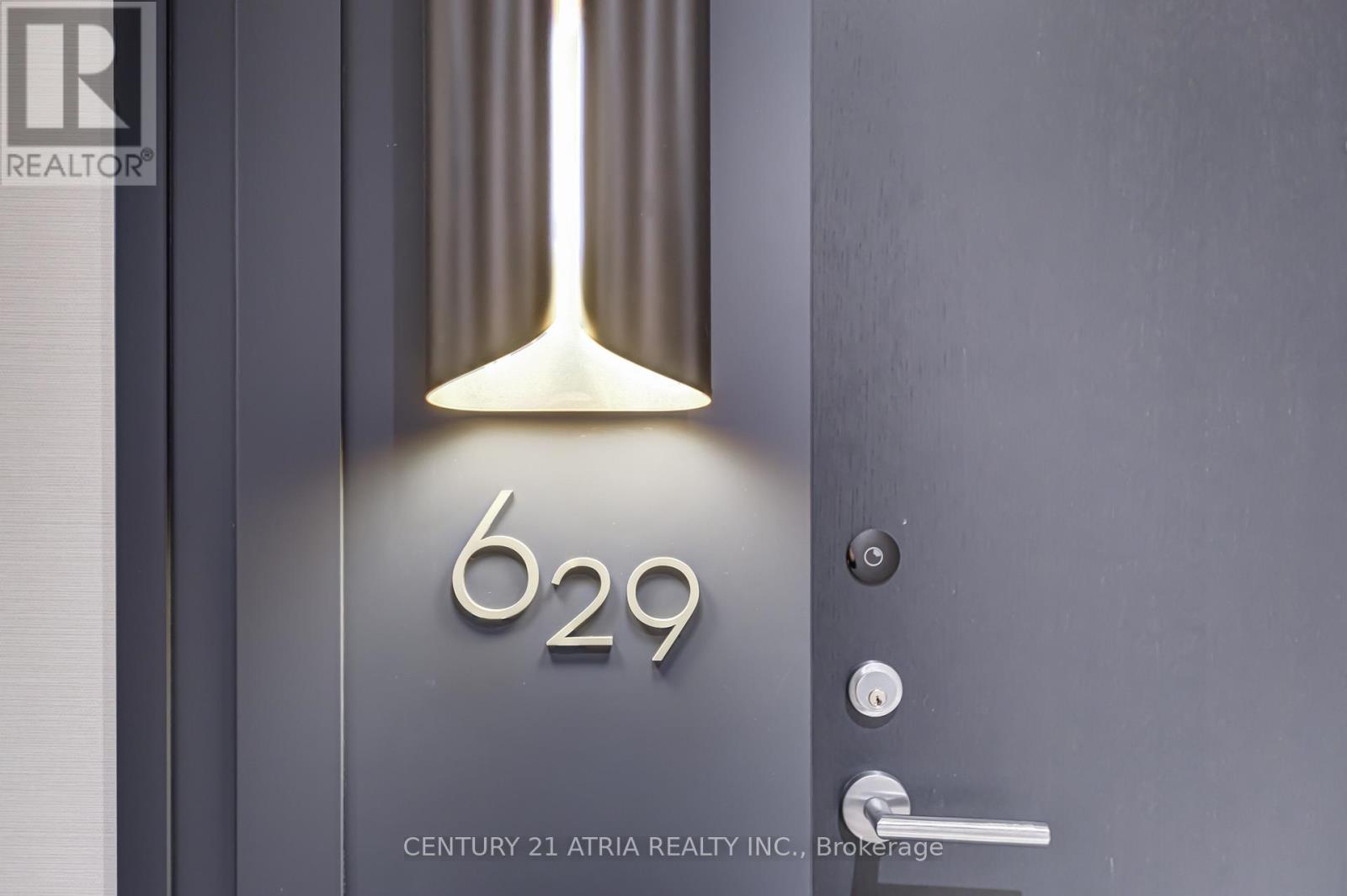 629 - 259 The Kingsway, Toronto, Ontario  M9A 0G2 - Photo 2 - W12644156