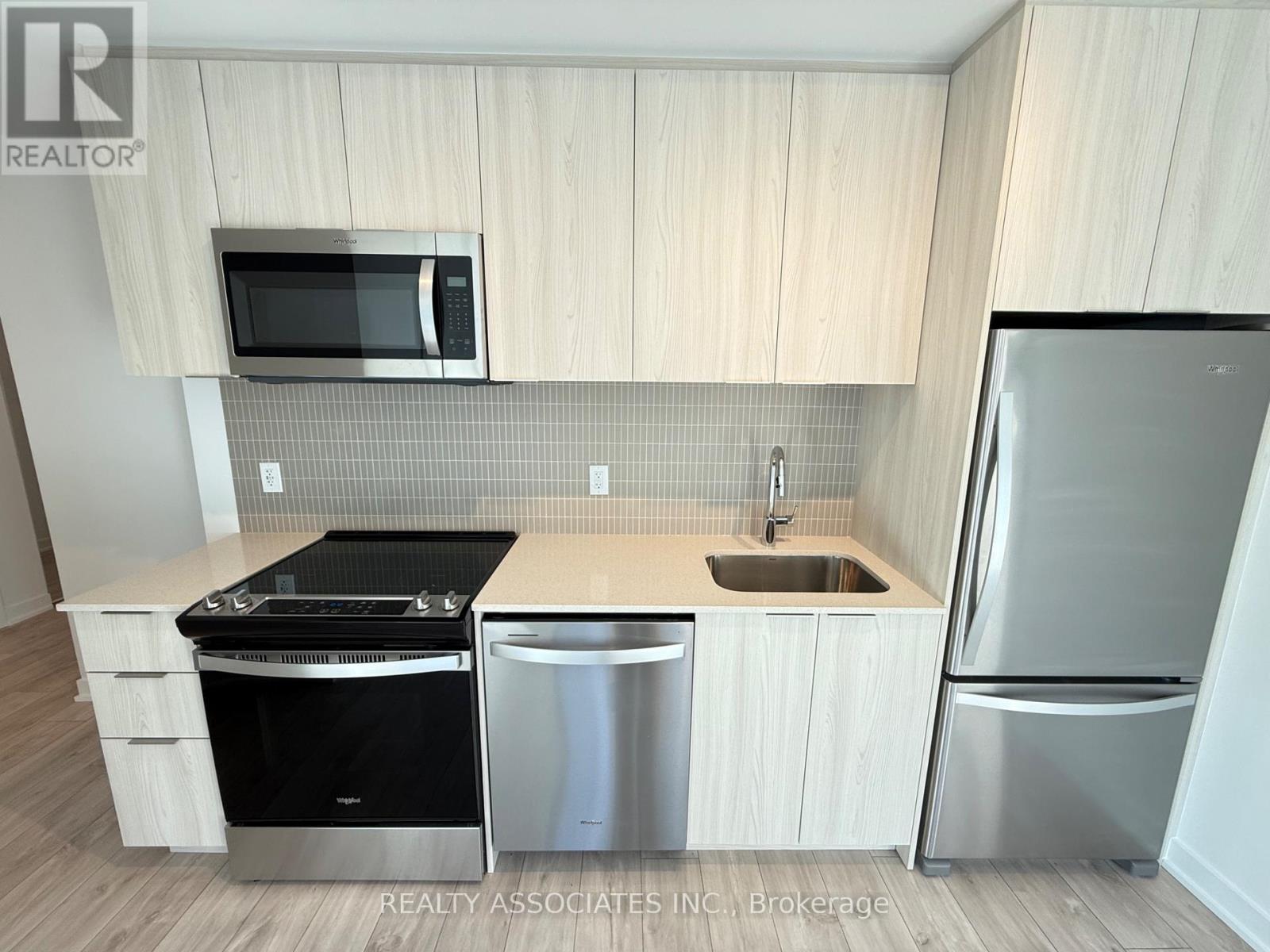 503 - 720 Whitlock Avenue, Milton, Ontario  L9E 2B5 - Photo 5 - W12644176