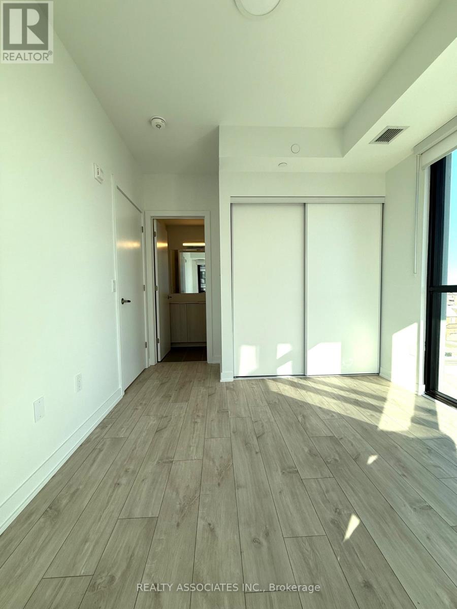 503 - 720 Whitlock Avenue, Milton, Ontario  L9E 2B5 - Photo 8 - W12644176