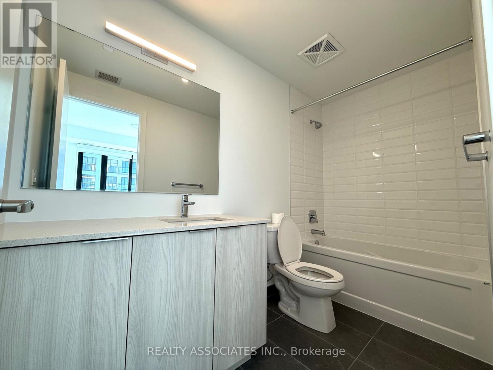 503 - 720 Whitlock Avenue, Milton, Ontario  L9E 2B5 - Photo 9 - W12644176