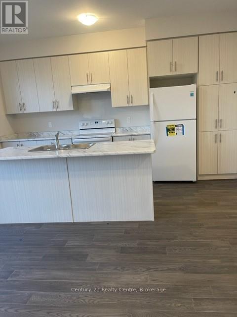 6 Mockingbird Lane, Hamilton, Ontario  L8E 0K7 - Photo 7 - X12644148