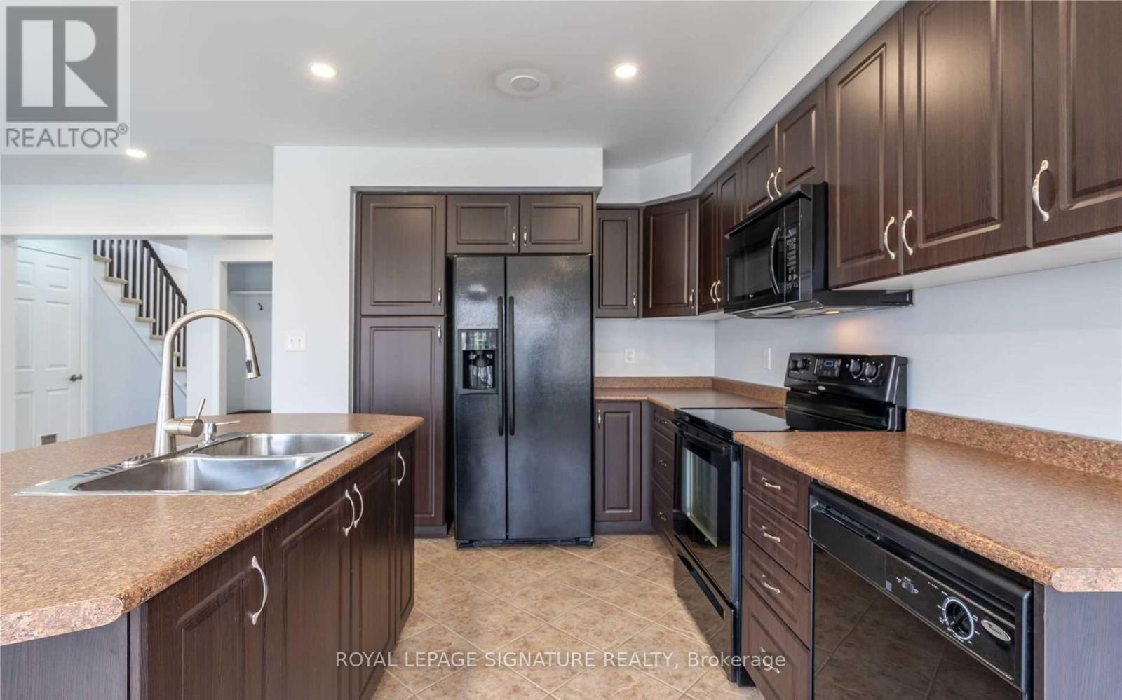 74 Michigan Avenue, Cambridge, Ontario  N3C 0C9 - Photo 12 - X12644162