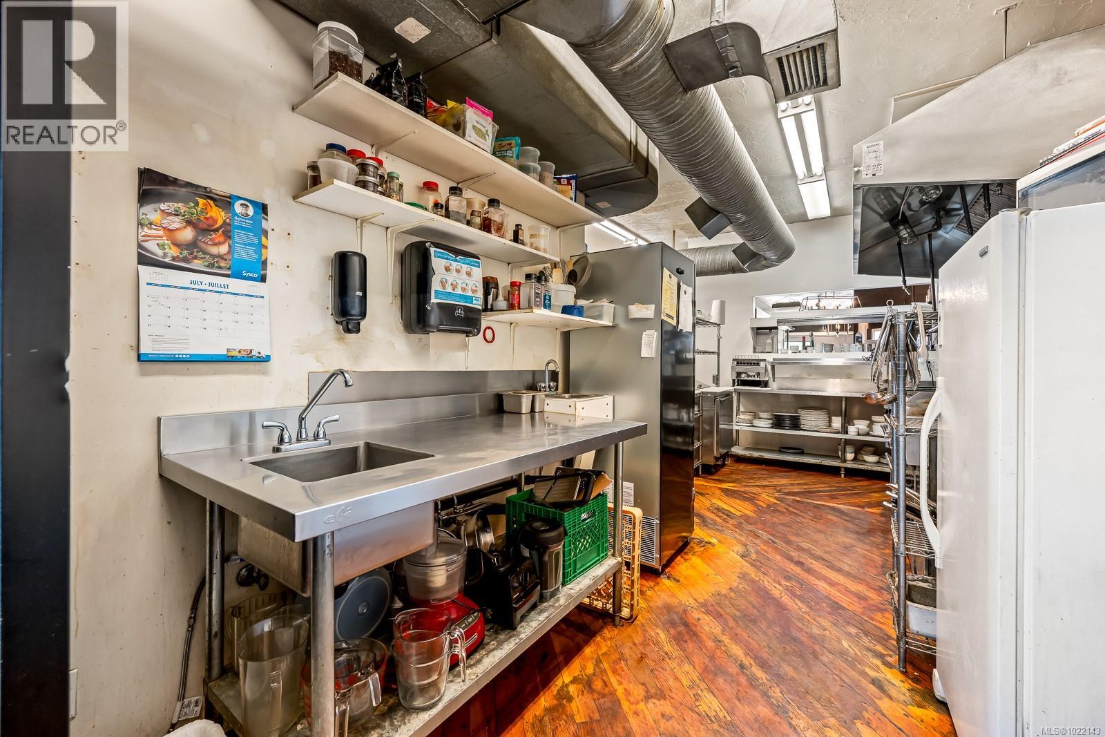 355 4th St, Courtenay, British Columbia  V9N 1G8 - Photo 36 - 1022143