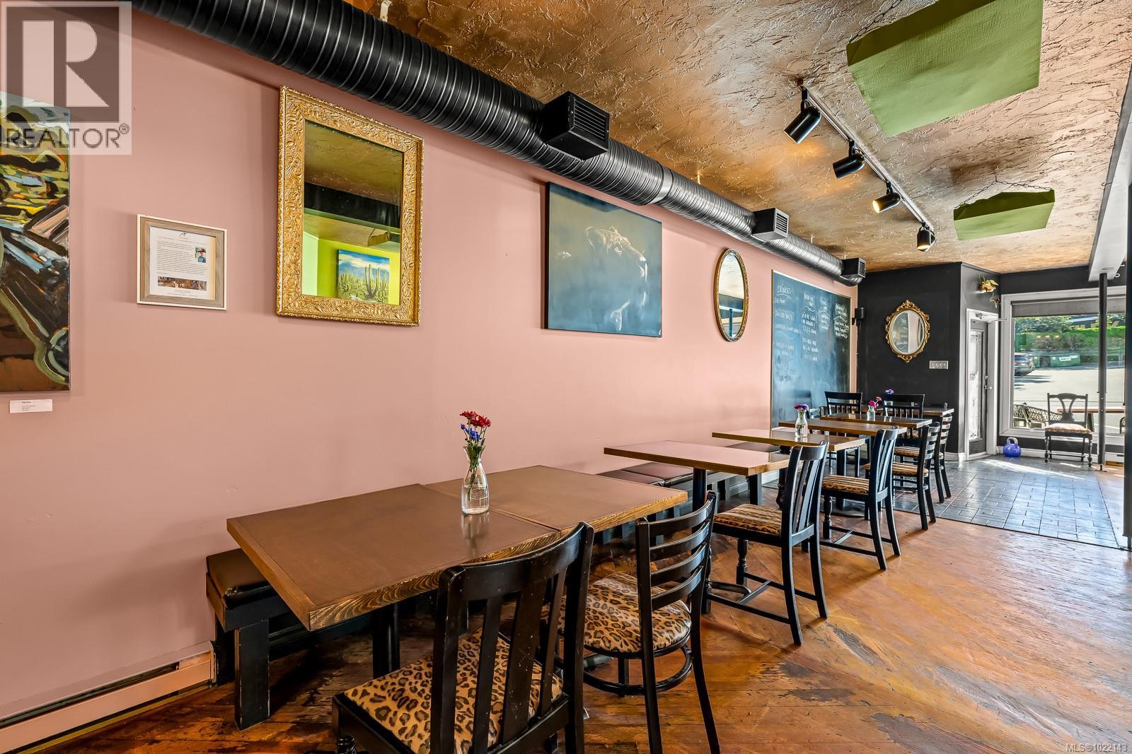 355 4th St, Courtenay, British Columbia  V9N 1G8 - Photo 4 - 1022143