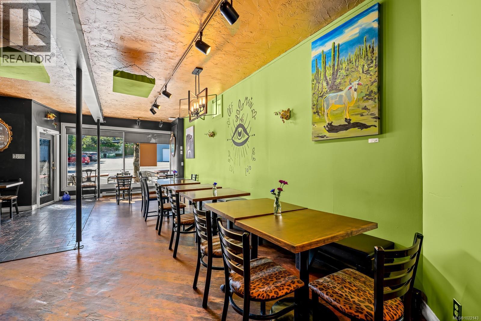 355 4th St, Courtenay, British Columbia  V9N 1G8 - Photo 5 - 1022143