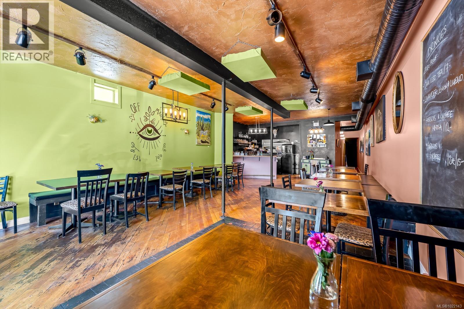 355 4th St, Courtenay, British Columbia  V9N 1G8 - Photo 6 - 1022143