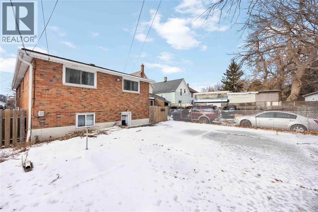 204 Mitton Street South, Sarnia, Ontario  N7T 3C9 - Photo 21 - 25031619