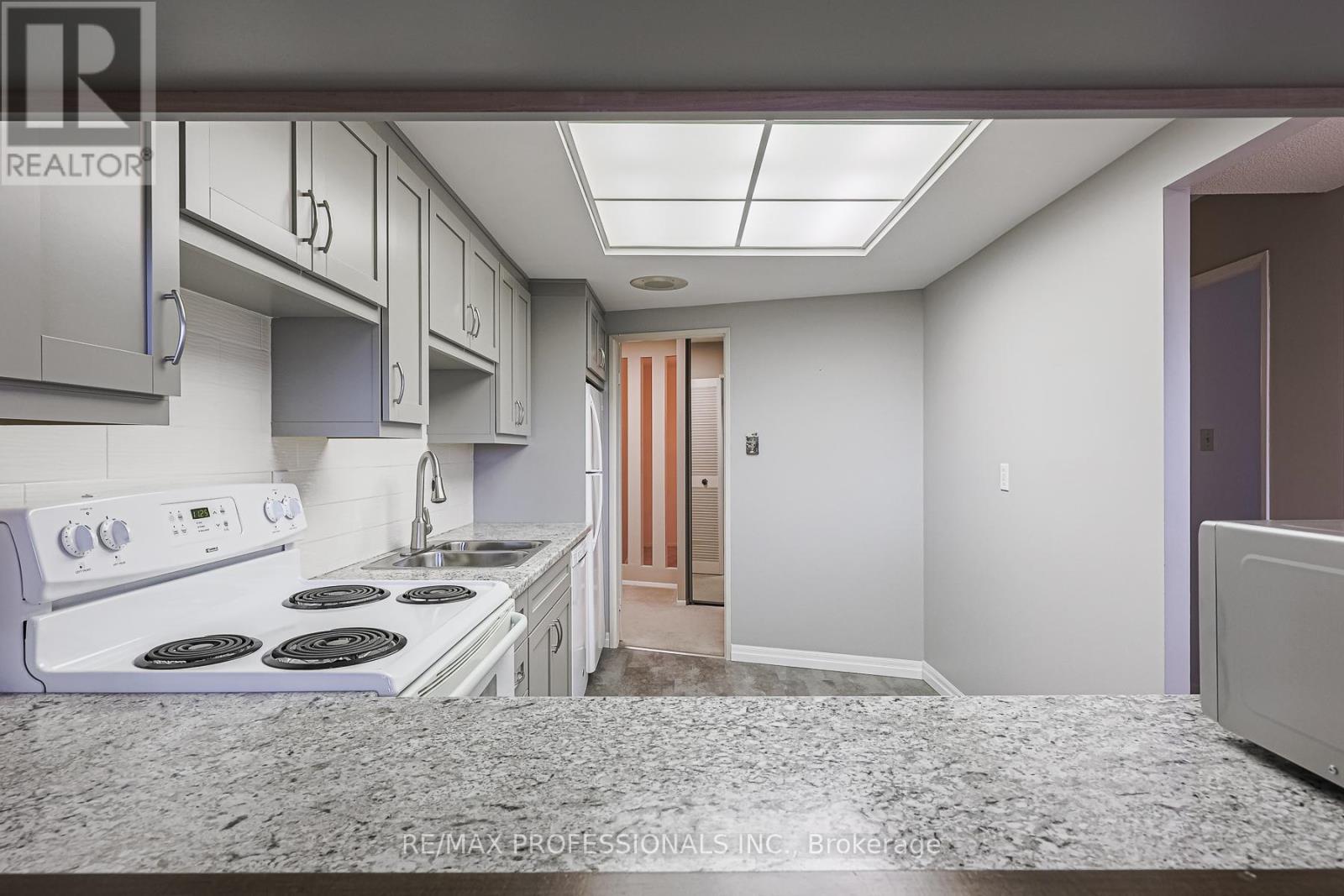 1502 - 3303 Don Mills Road, Toronto, Ontario  M2J 4T6 - Photo 27 - C12644204