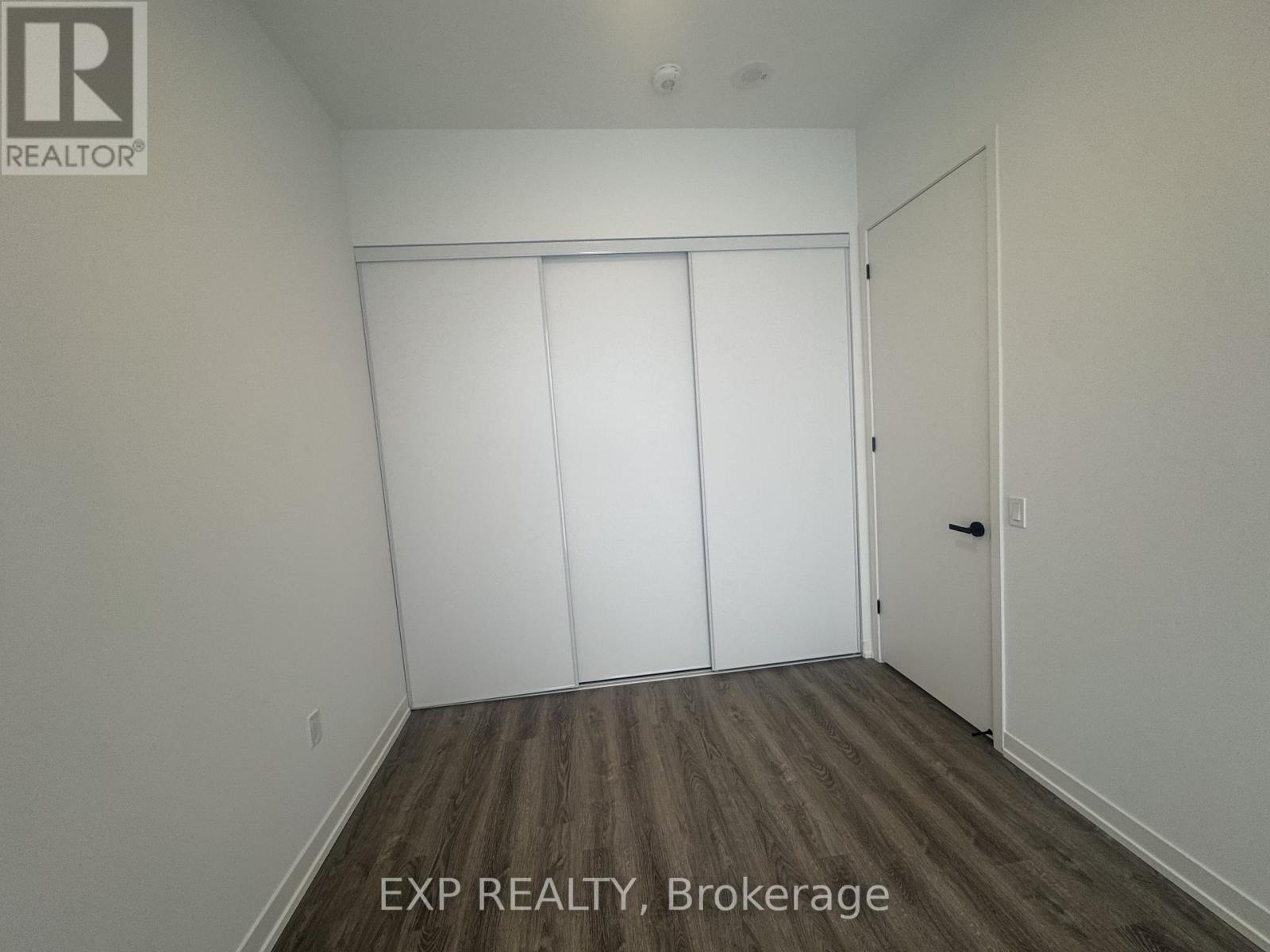 3611 - 8 Interchange Way, Vaughan, Ontario  L4K 0R2 - Photo 11 - N12644206