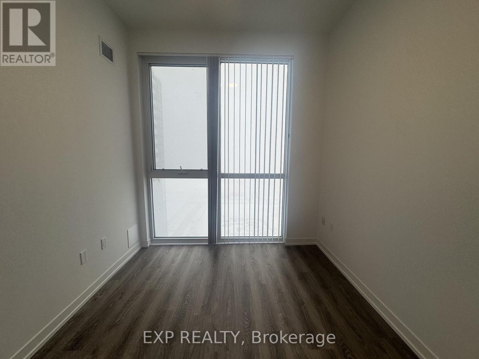 3611 - 8 Interchange Way, Vaughan, Ontario  L4K 0R2 - Photo 9 - N12644206