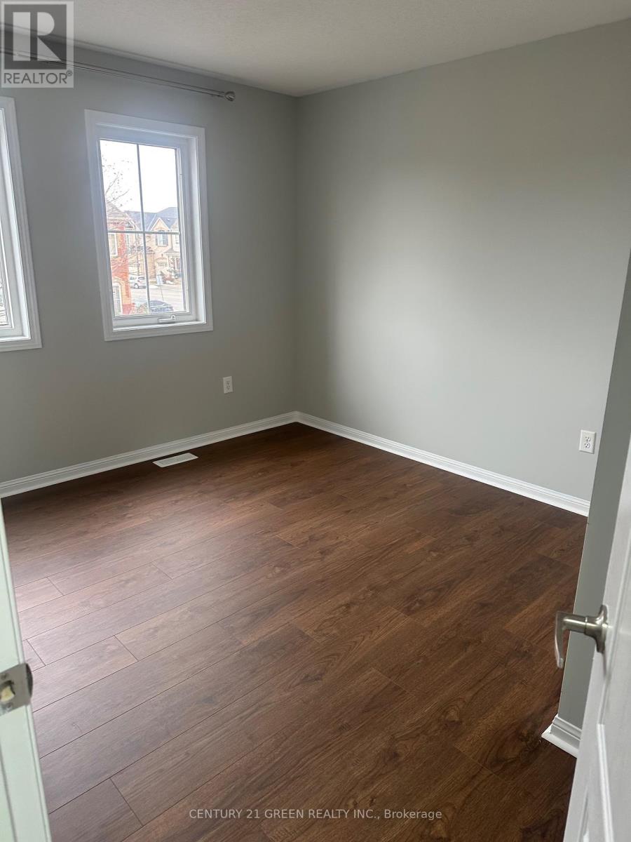 330 Schreyer Crescent, Milton, Ontario  L9T 7T1 - Photo 19 - W12519238