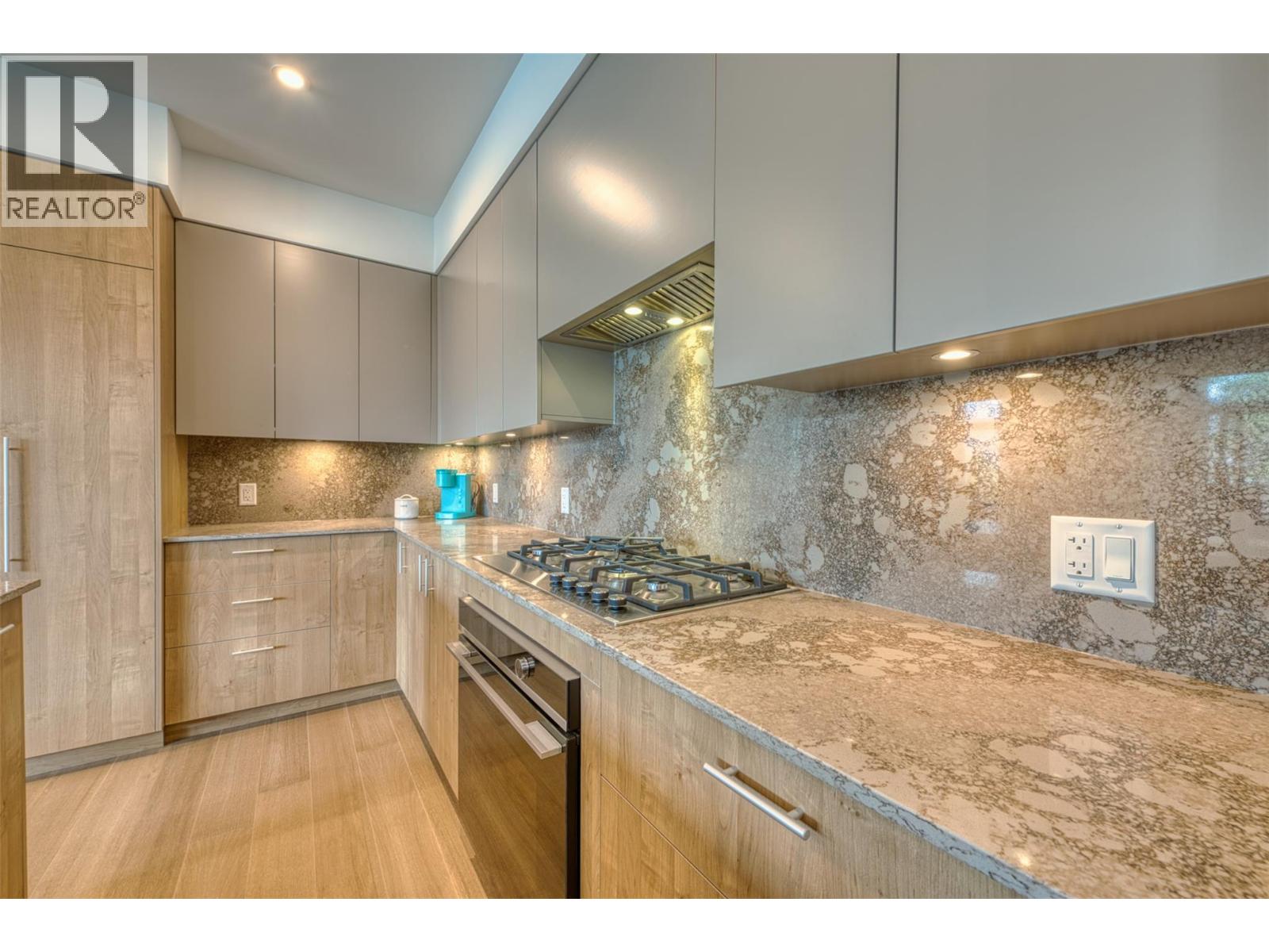 9652 Benchland Drive Unit# 306, Lake Country, British Columbia  V4V 0C4 - Photo 8 - 10356275