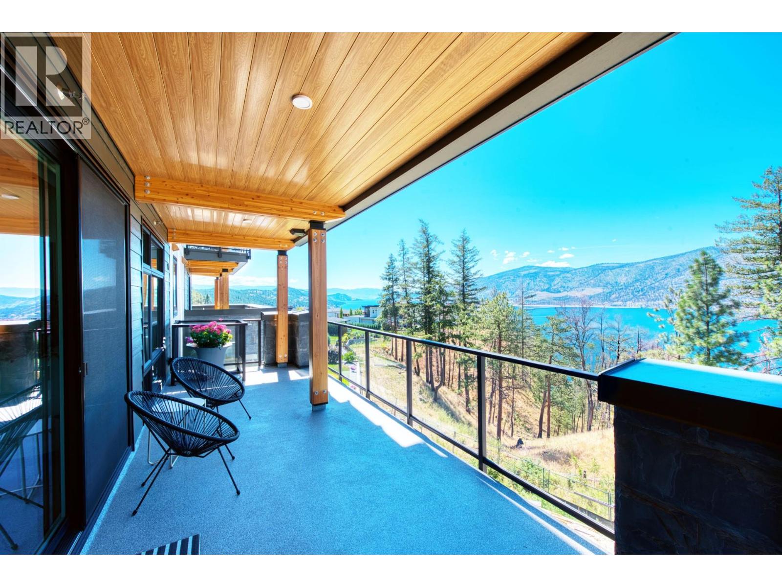 9652 Benchland Drive Unit# 306, Lake Country, British Columbia  V4V 0C4 - Photo 2 - 10356275