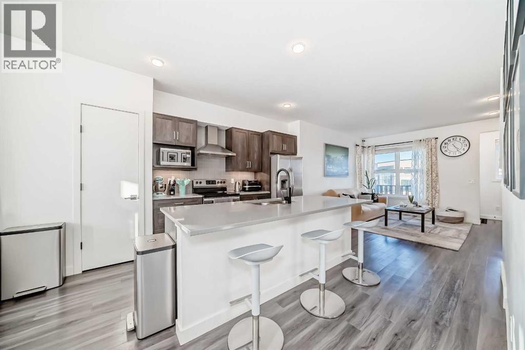 9053 46 Street Ne, Calgary, Alberta  T3J 0Y9 - Photo 5 - A2275534